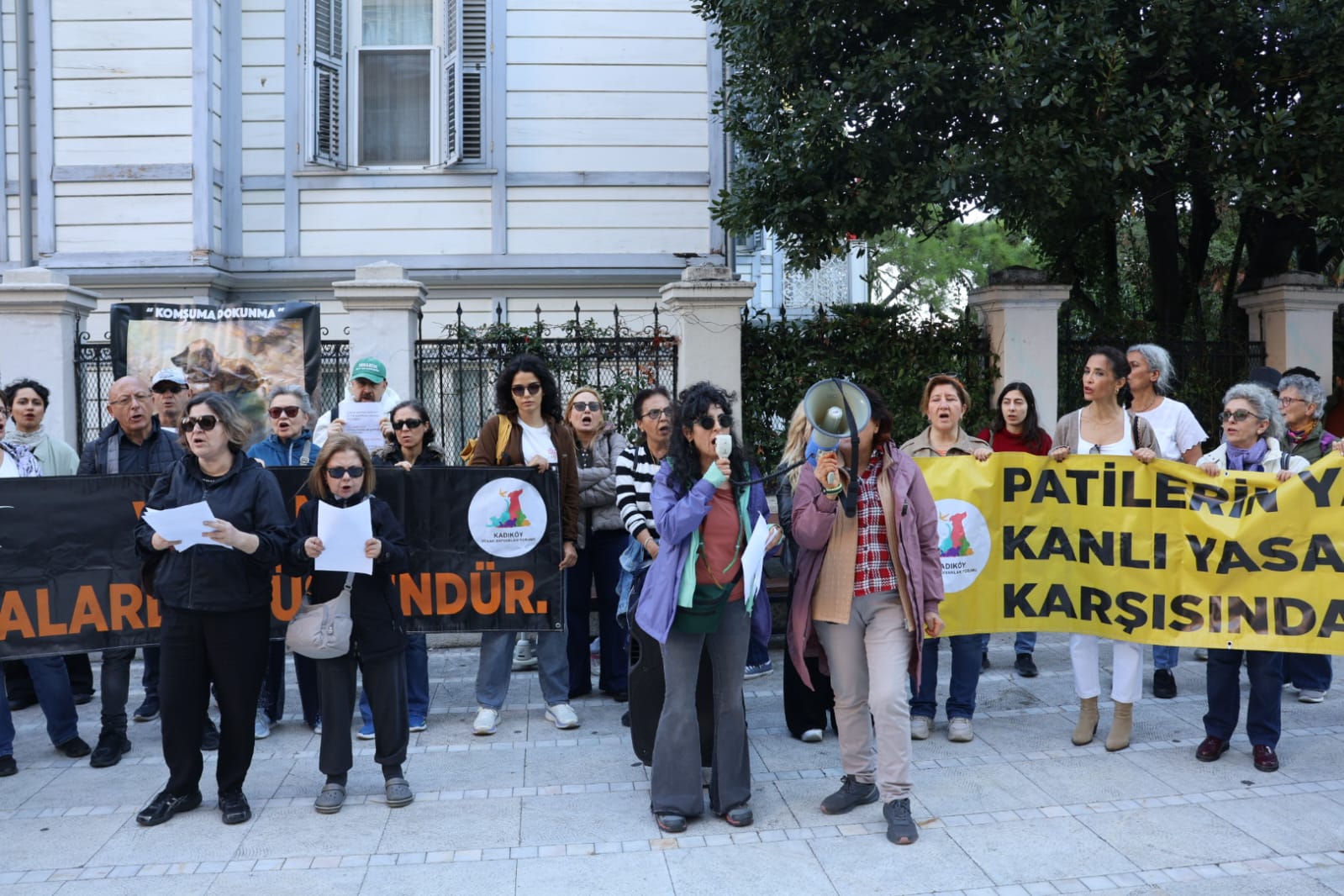 Yaşamdan yana olanlar Kadıköy'de buluştu
